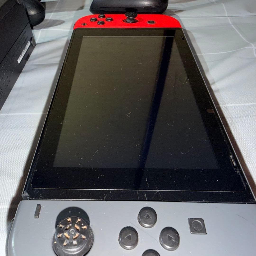 Nintendo Switch グレー/赤 ジョイコン付き　充電器無し