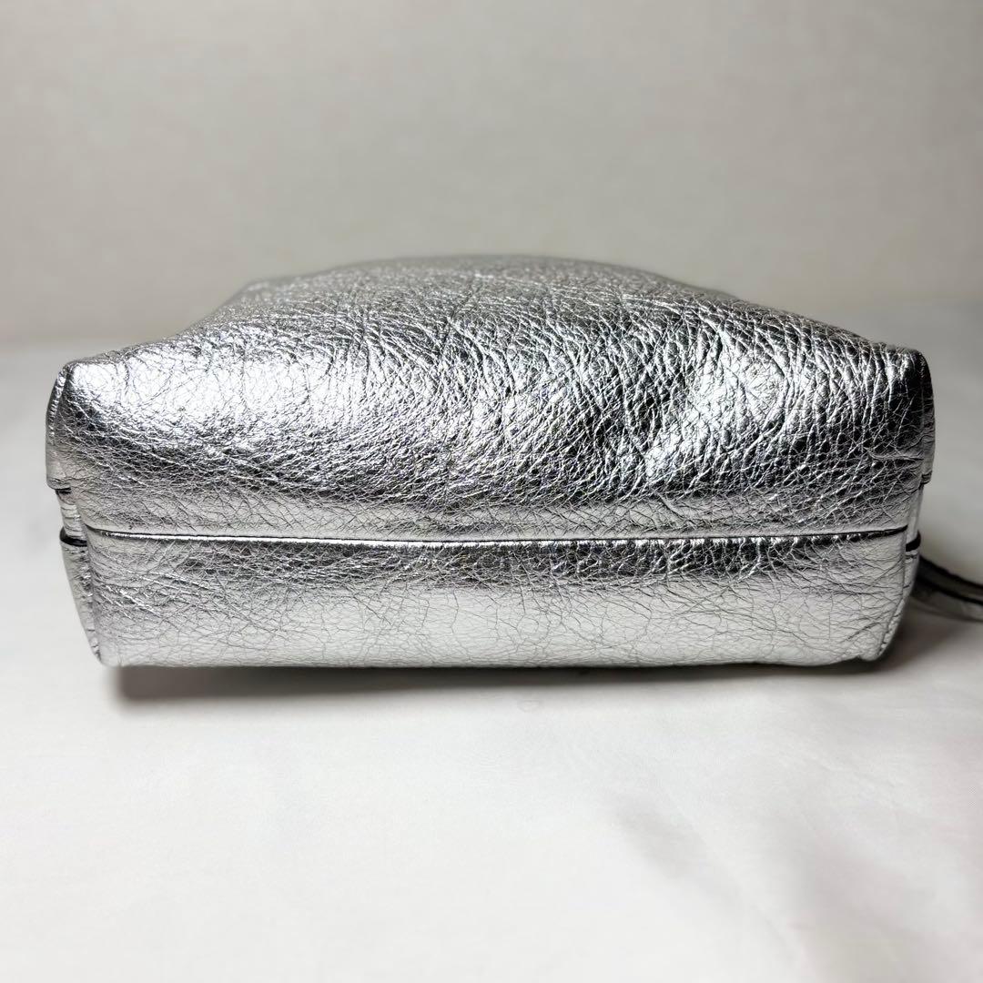 【美品】　ジャンニキアリーニ　アリファS ショルダーバッグ　2way シルバー