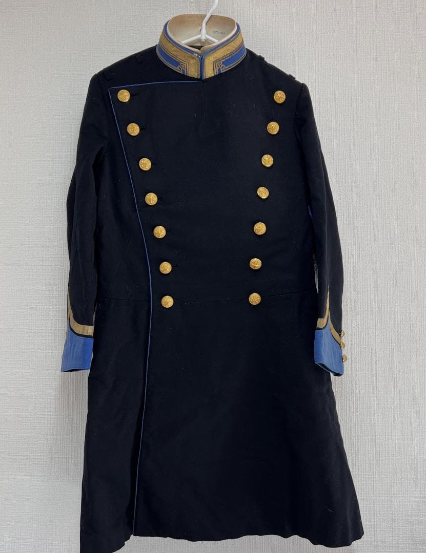 大日本帝國大礼服　航空大礼服　木箱付 検将校陸軍海軍軍隊軍服肩章勲章満州支那事変