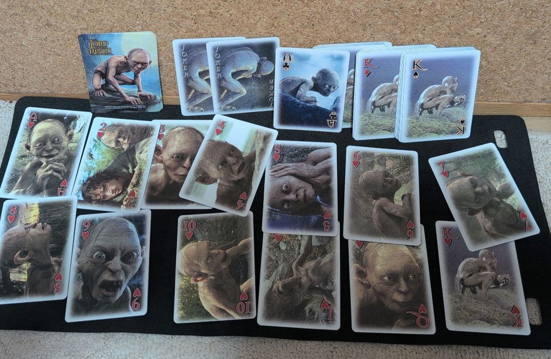 「ロ−ドオブザリング」ゴラム(スメアゴル)フィギュアセット＆トランプ