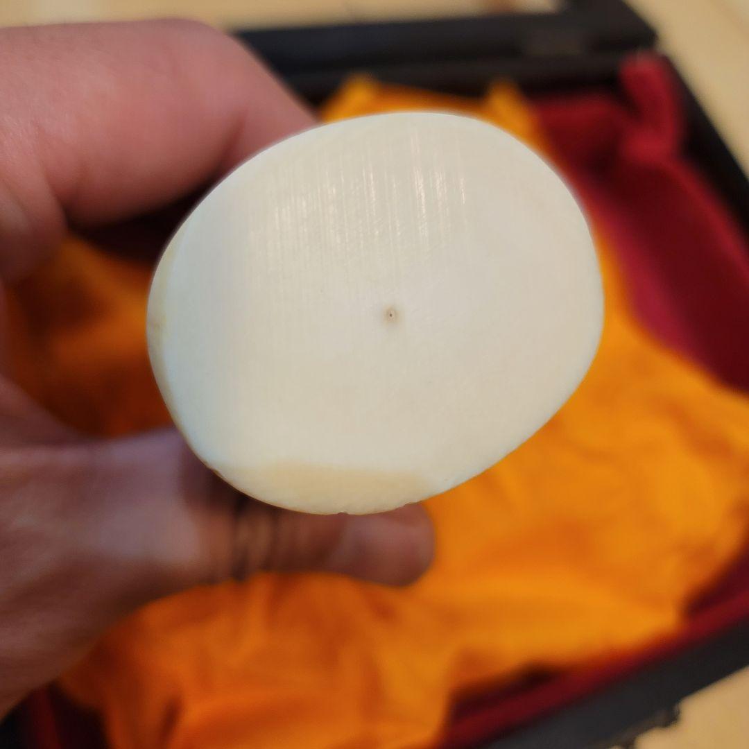 ☆新春SALE☆根付 印材 古美術 彫刻 饅頭根付 芯材 マンモス 調 天然 風