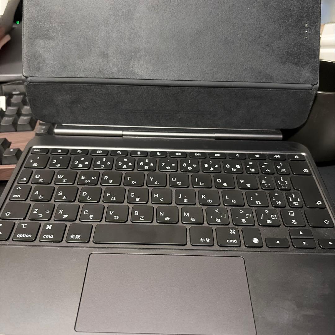 Apple iPad Pro (M4) 11インチ 256GB & キーボード他