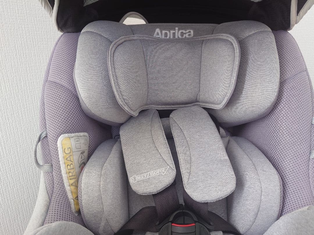 Aprica 車用チャイルドシート グレー　クルリラ　ISOFIX シートベルト