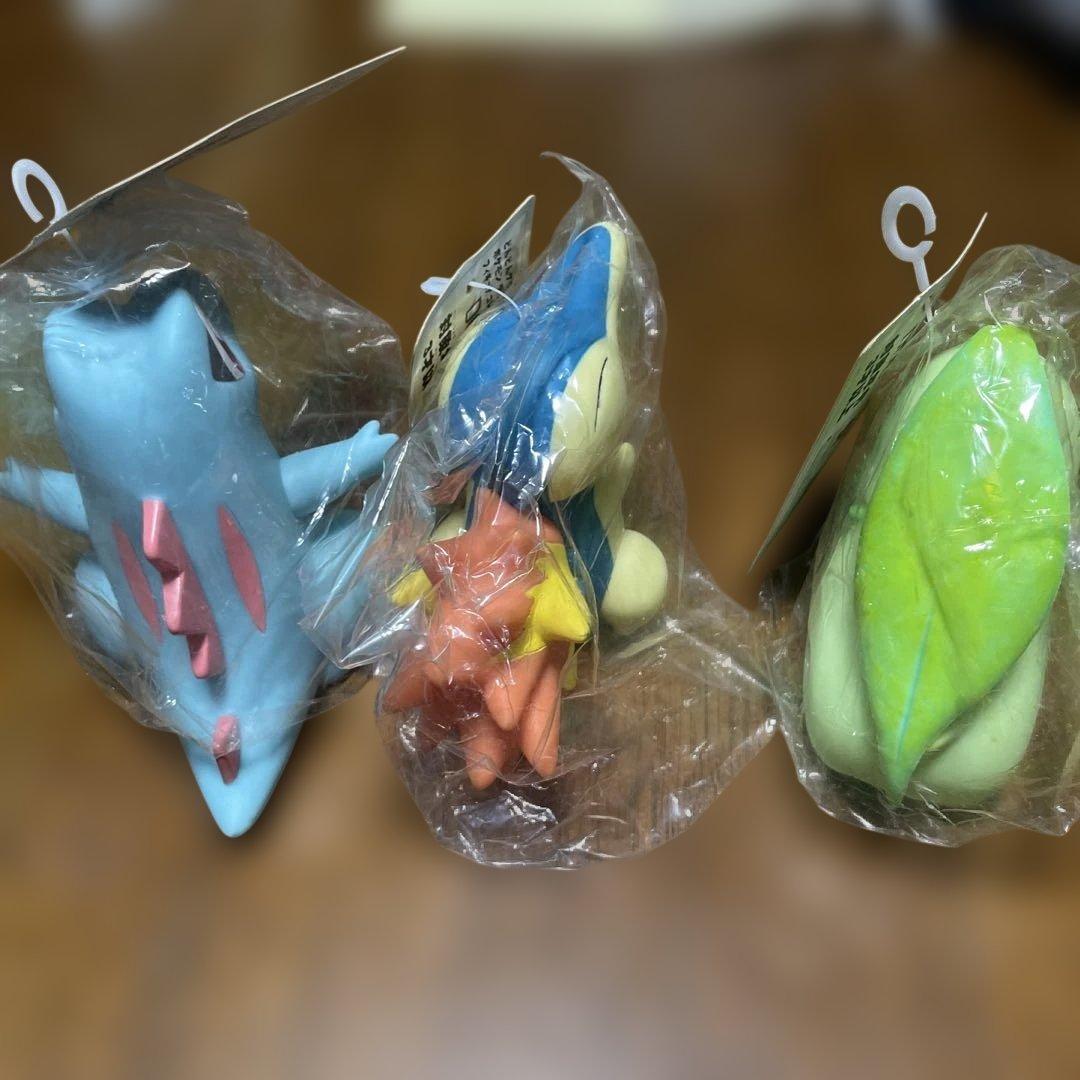 ポケモン デラックスフィギュアコレクション ヒノアラシ/チコリータ/ワニノコ