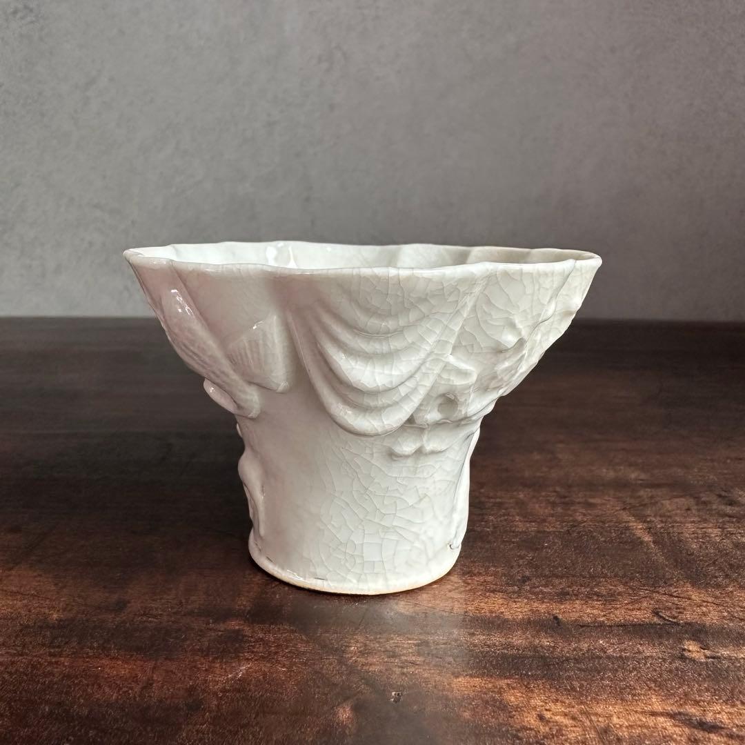 ［希少］美品 李朝 白磁 陽刻 十長生文 花形盃 朝鮮美術 酒器 杯