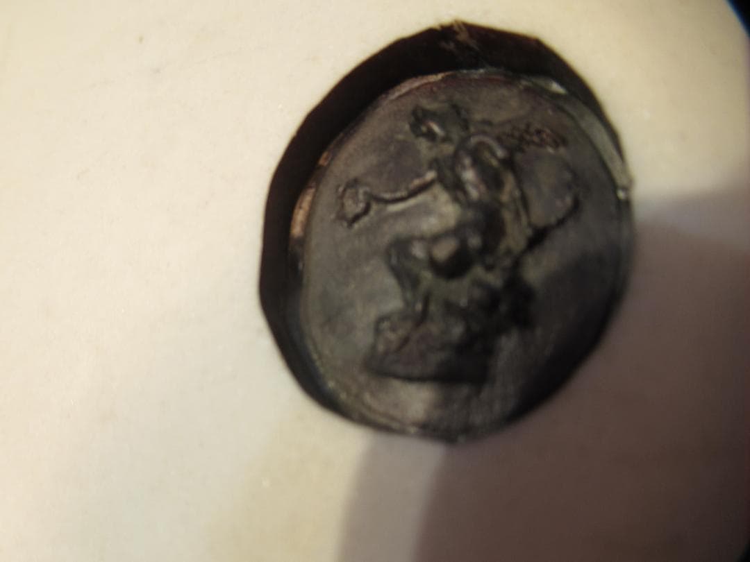 アラバスタの壁掛け　ヴィーナスと天使　19世紀　刻印あり　裏にもマークあり