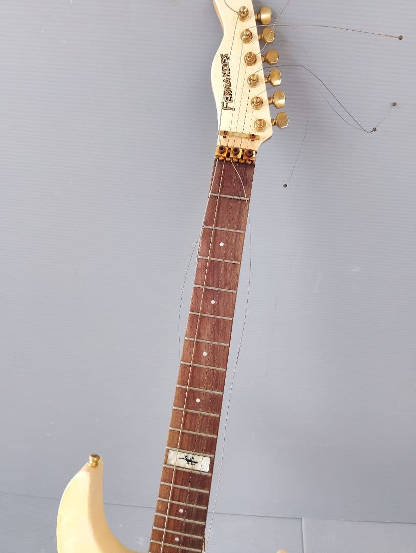 FERNANDES　ギター(あ95)