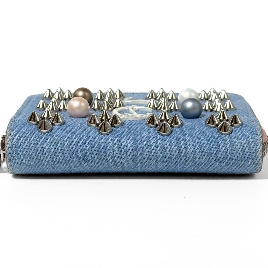 クリスチャンルブタン パネトーネ ケース デニム スタッズ ラウンドジップ