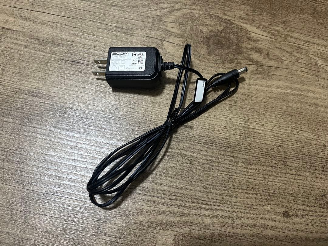 ZOOM / G1X FOUR -純正ACアダプター付- マルチエフェクター