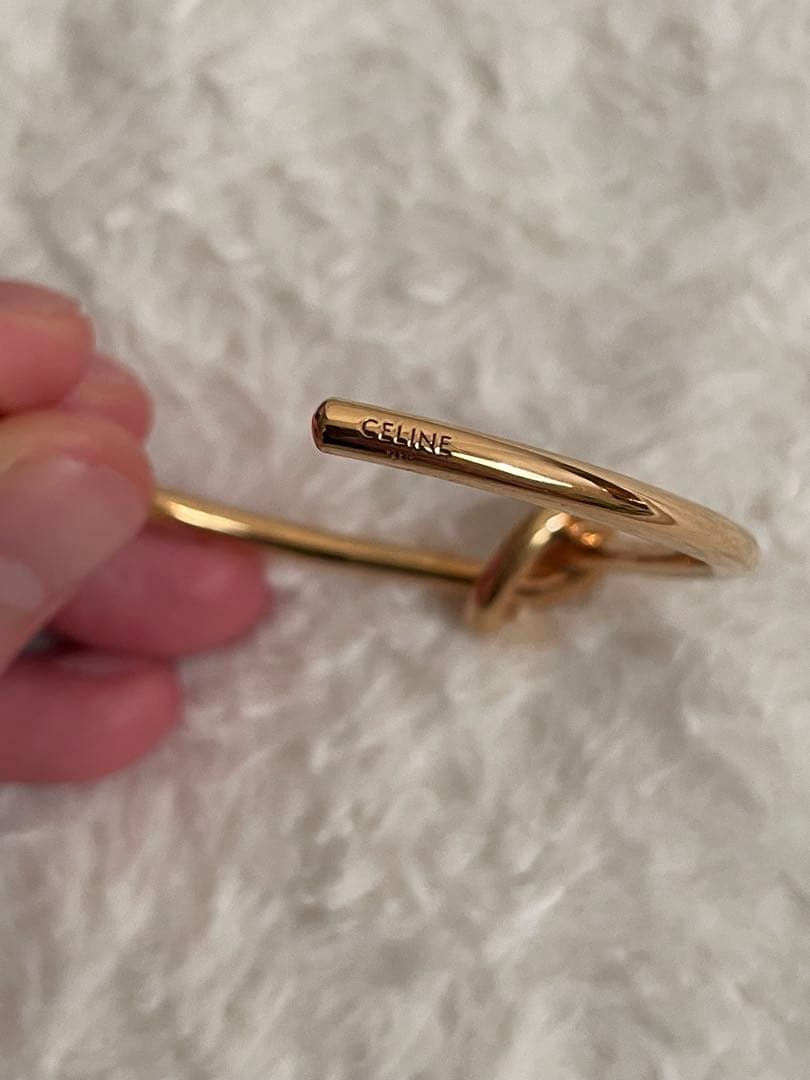 CELINE ゴールドノットブレスレット　Mサイズ