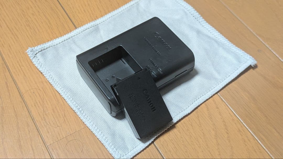 デジタルカメラ Canon EOS KISS M (EOS M50)