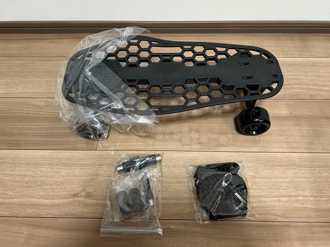 p*i様 【オークション新品】HEX スケートボードリード　メンテツール　ミニク