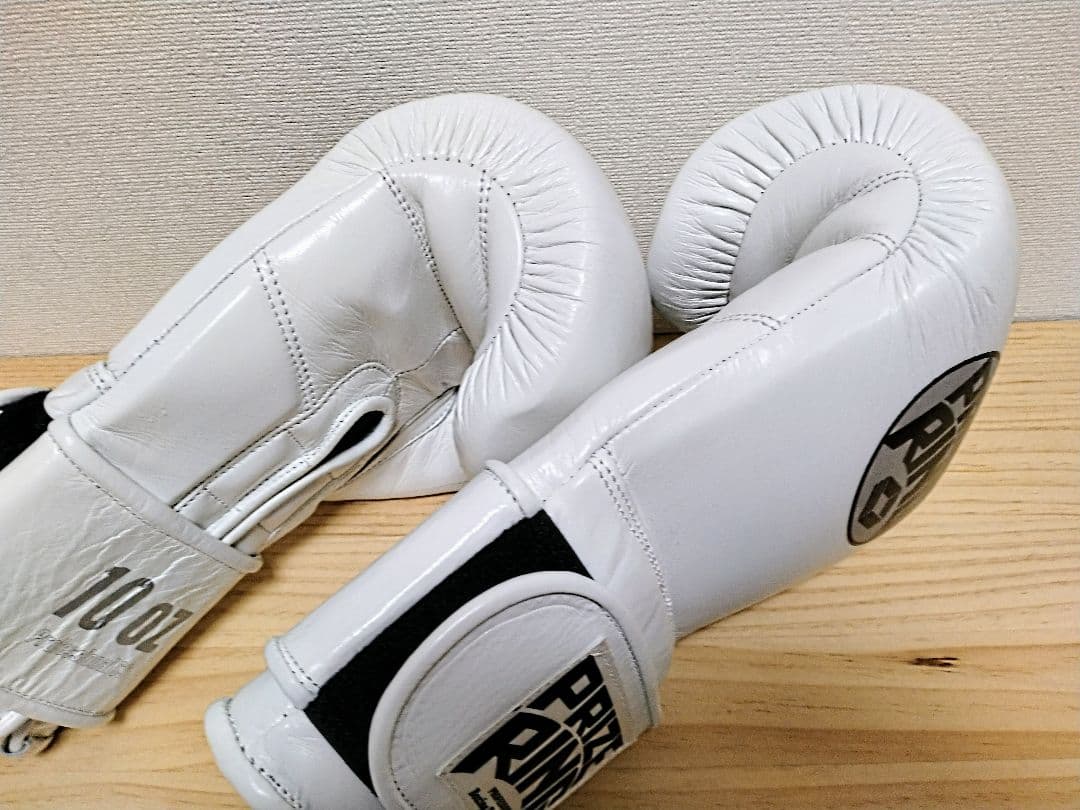 プライズリング ボクシンググローブ 白 10oz ／ PRIZE RING