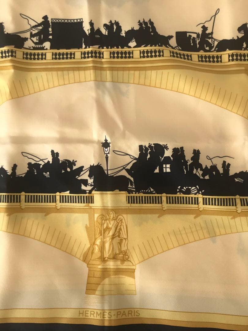 箱付き未使用品 エルメスカレ90 スカーフパリの橋　イエロー×ブラック