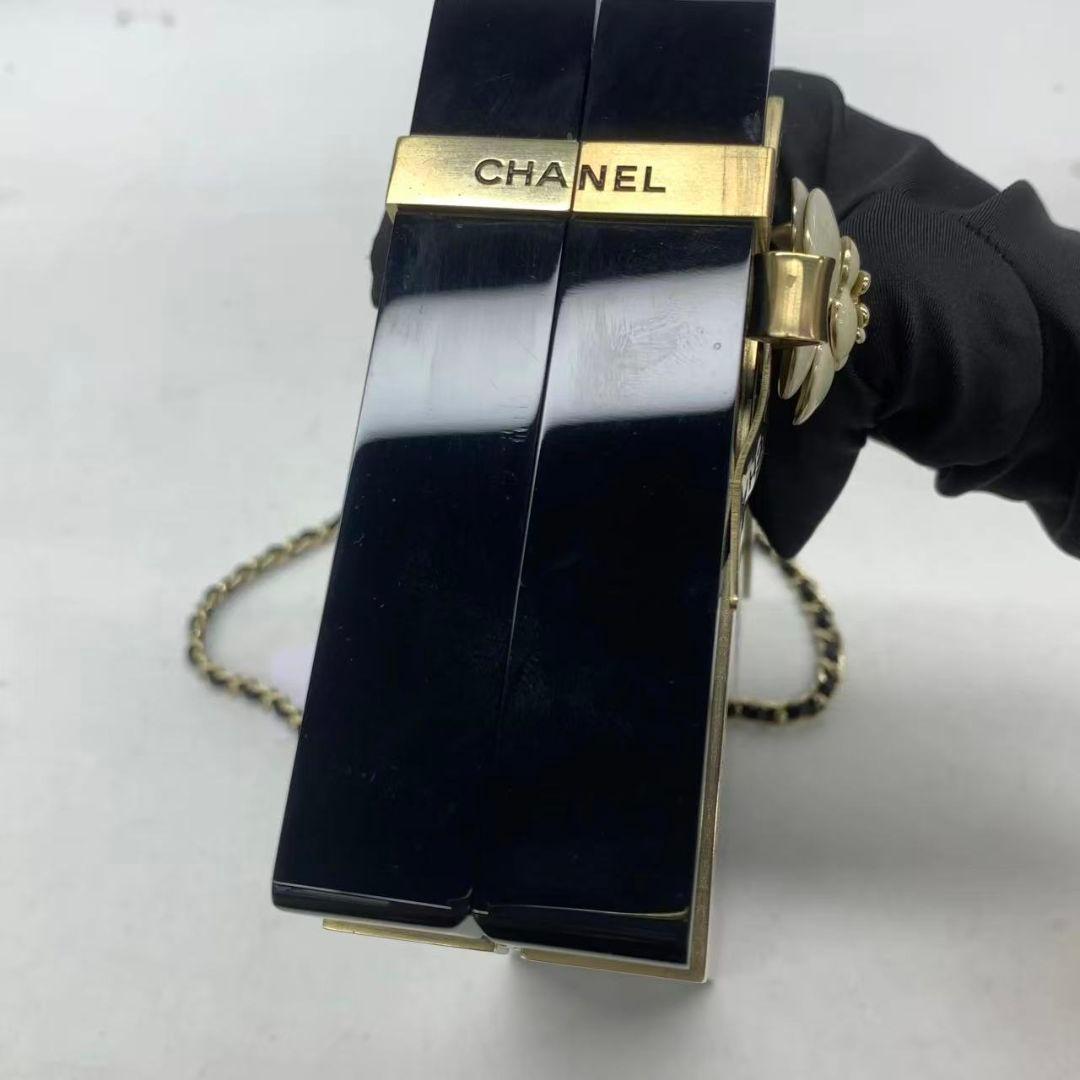 「sansanjesslove」CHANELギフトボックス ミノディエール