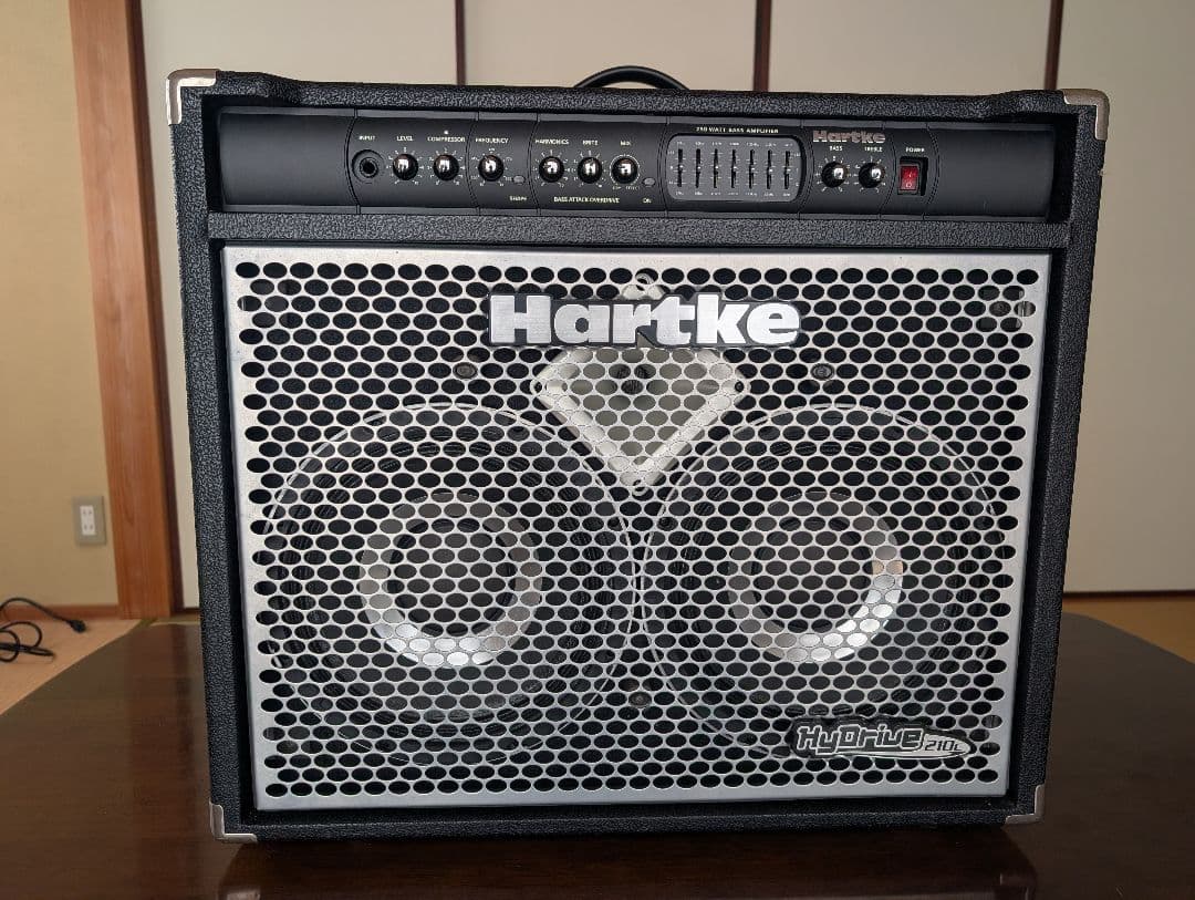 ベース HARTKE HyDrive 210C