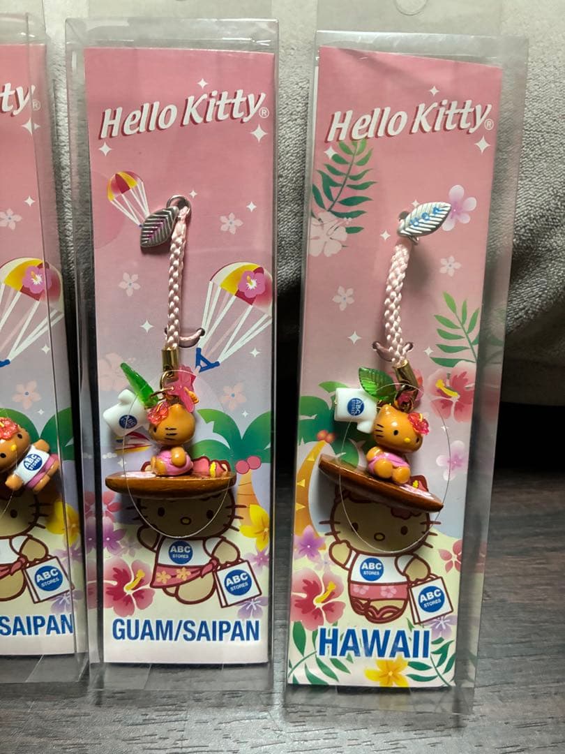 希少激レア新品 ご当地ハローキティ グアム サイパン ハワイ 日焼け ストラップ
