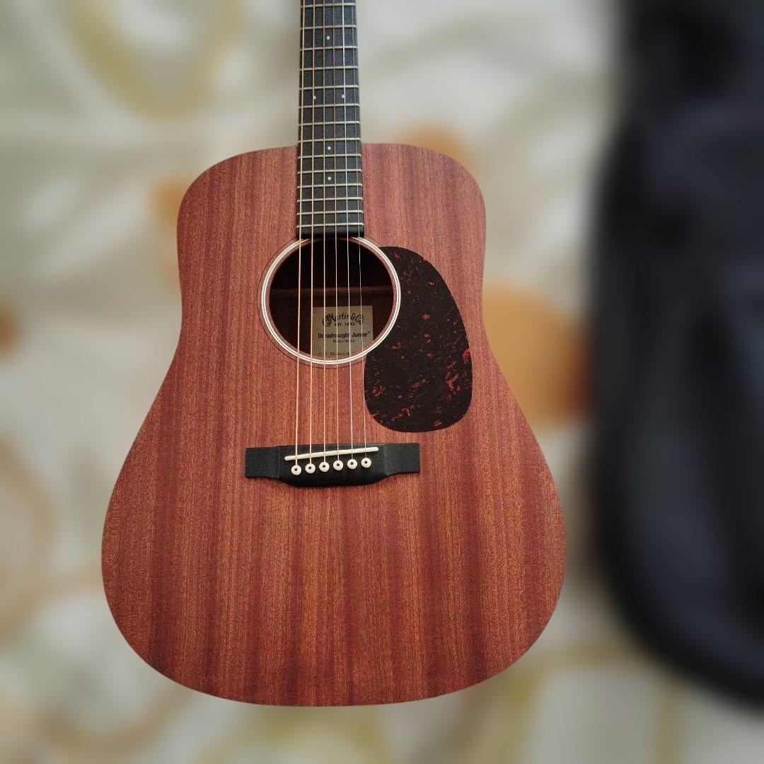 マーティンDＪR2A。オール単板（サペリ）トラベルサイズギター