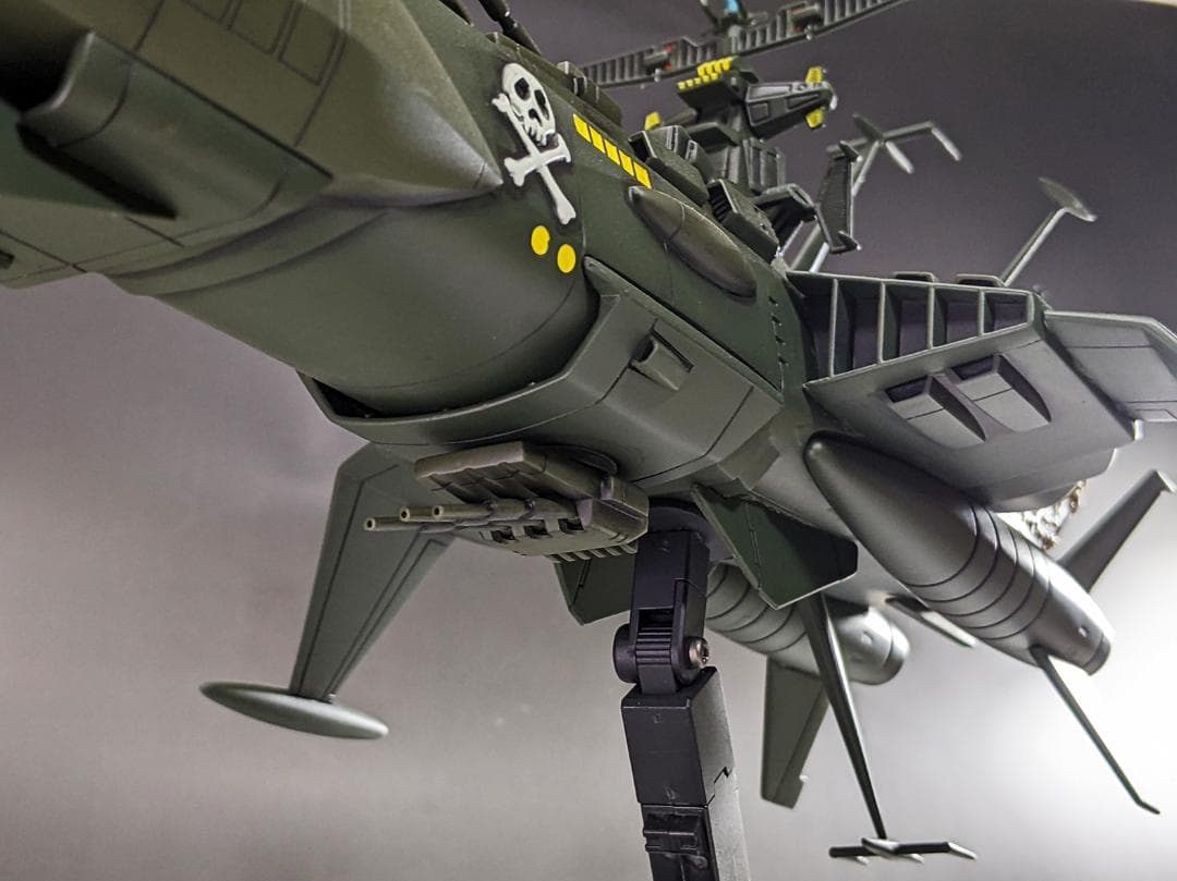 プラモデル　バンダイ　1/1000 アルカディア号　組立塗装済