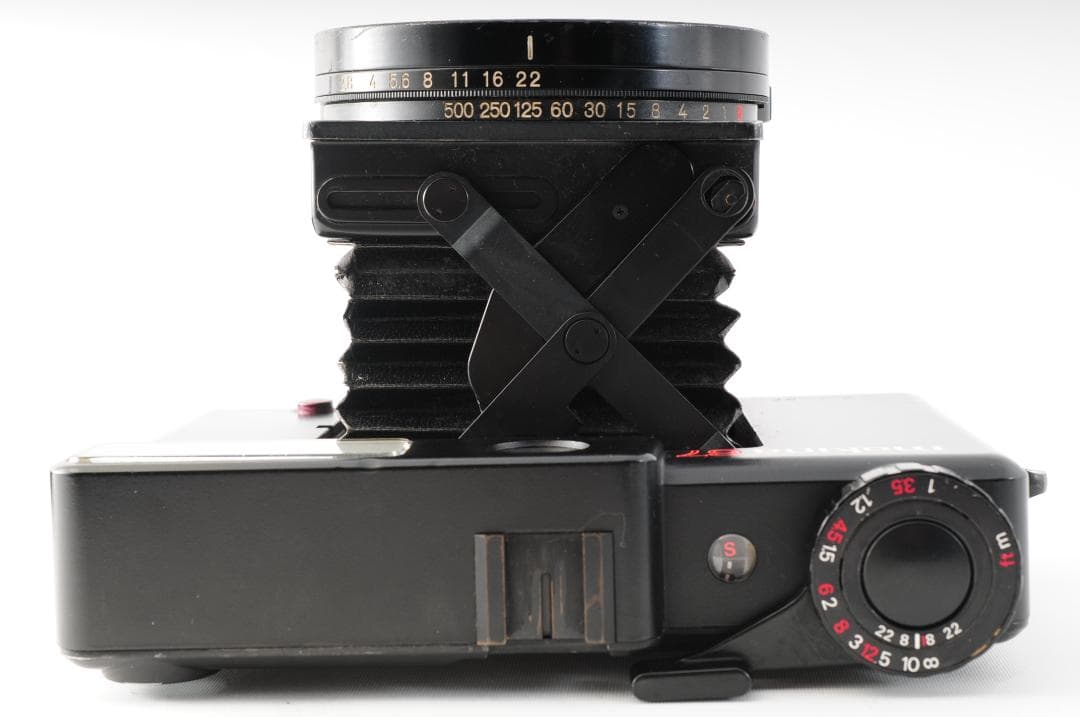 フィルムカメラ PLAUBEL makina 67 +NIKKOR 80mm F2.8 #718