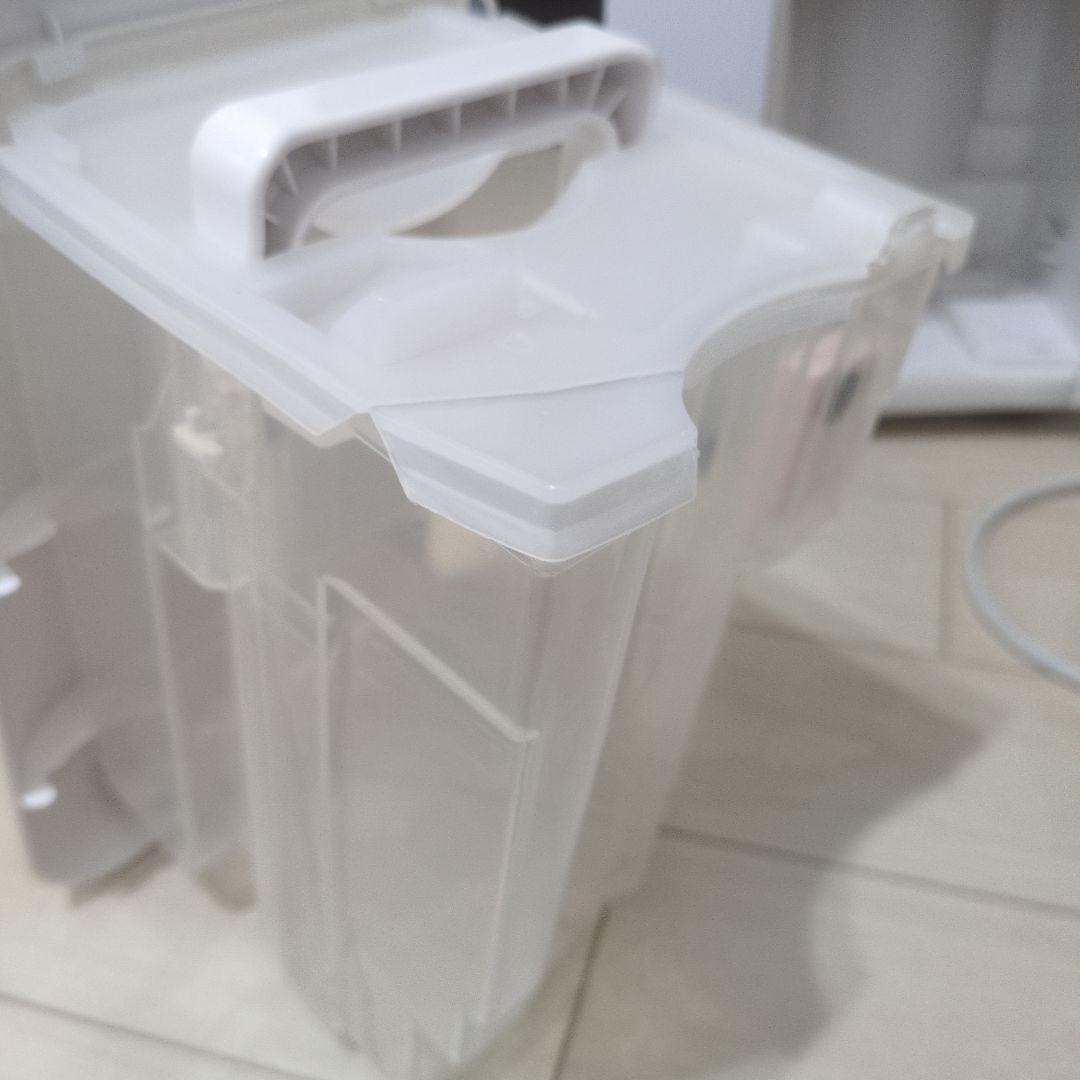 SHARP CM-R100-W 除湿機 　2023年製　除湿乾燥機　衣類乾燥