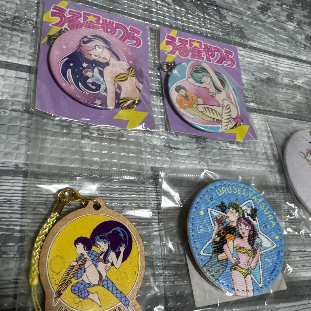 【まとめ売り】　 うる星やつら　レトログッズ　缶バッジ　合皮バッジ　等