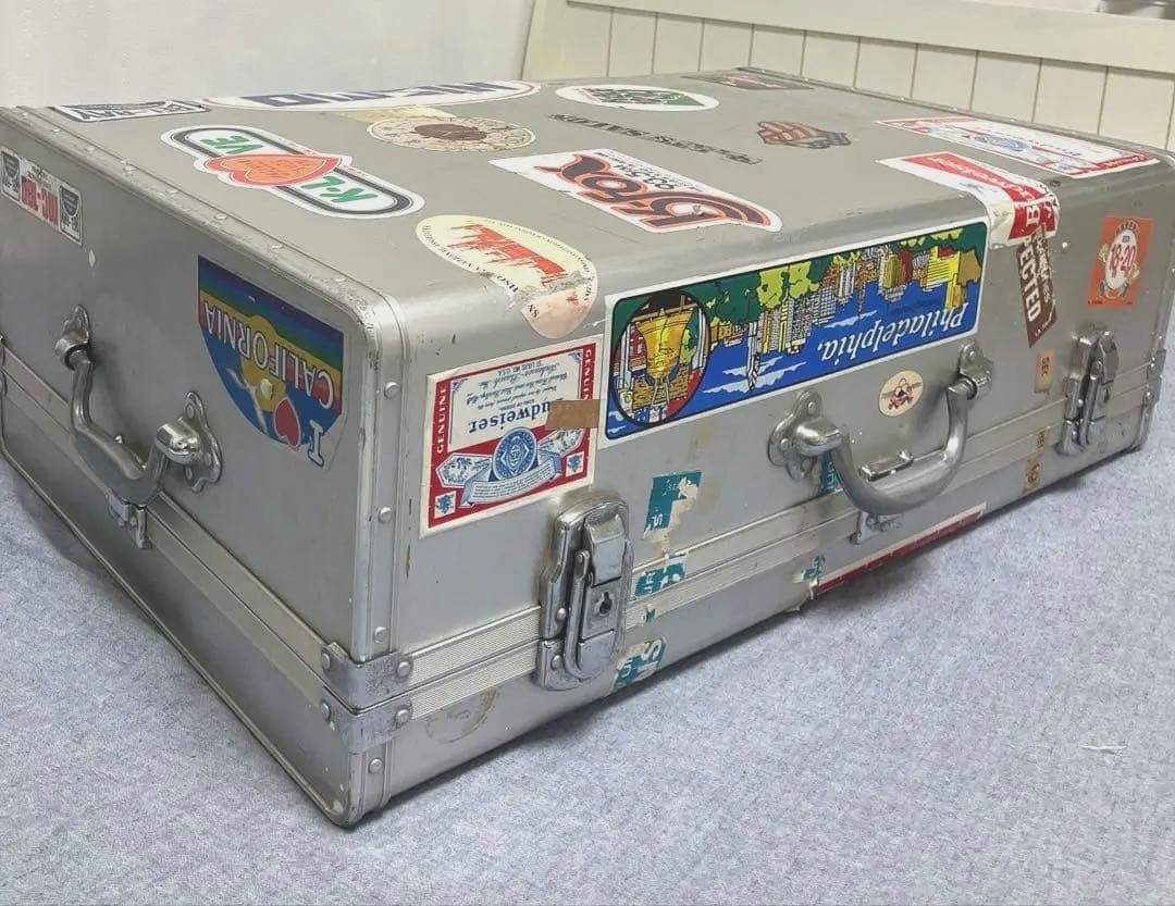 サ*リ様 ジュラルミン製スーツケース　アルミ合金　レア　ビンテージ