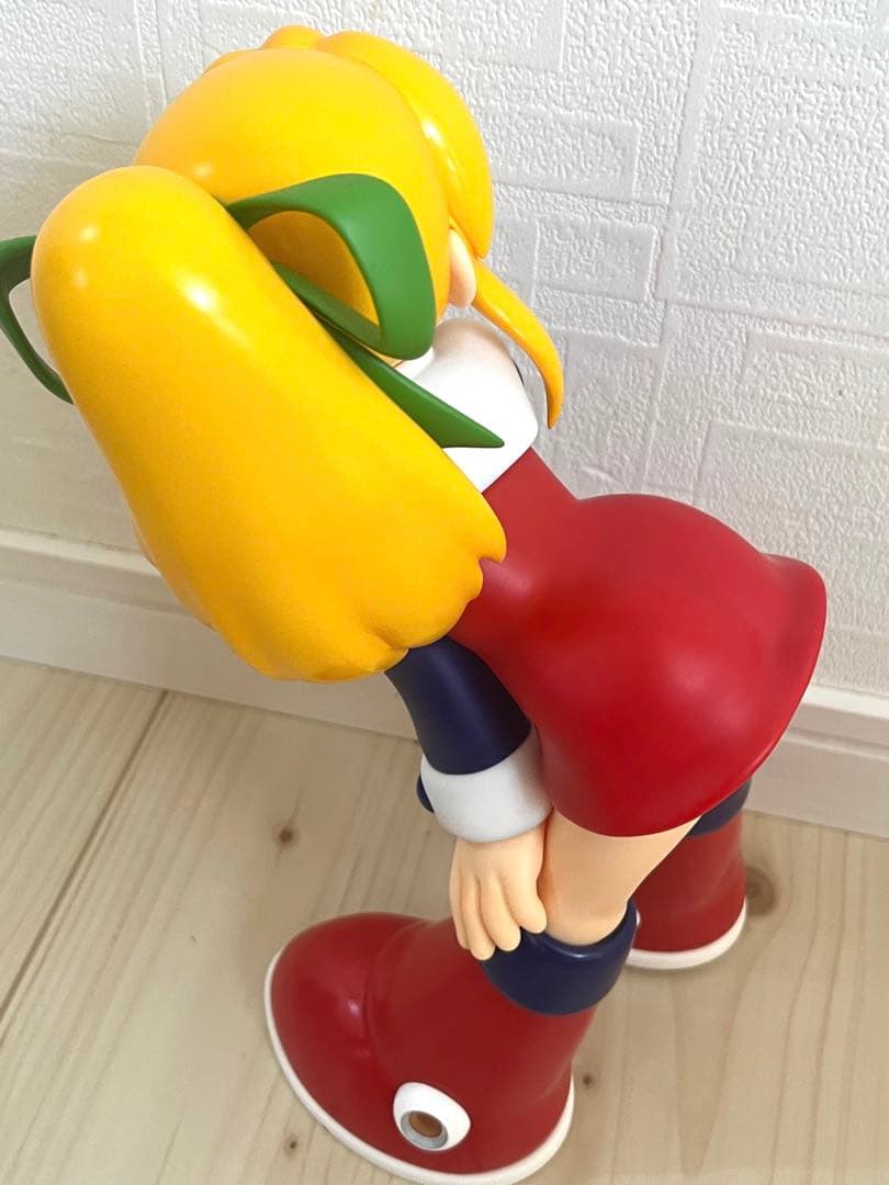 ギガンティックシリーズ　ロックマン ロール フィギュア　エクスプラス