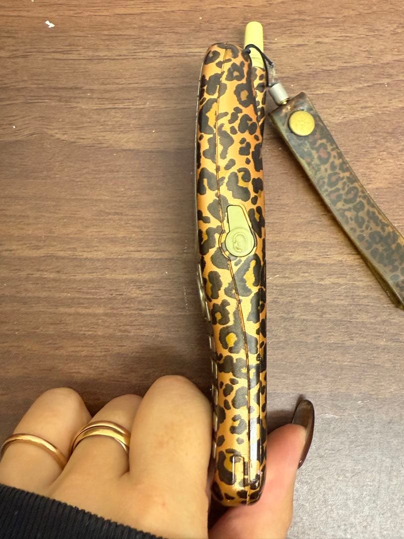 【送料込み】希少★浜崎あゆみ　携帯　豹柄CyberGiga9600 TU-KA