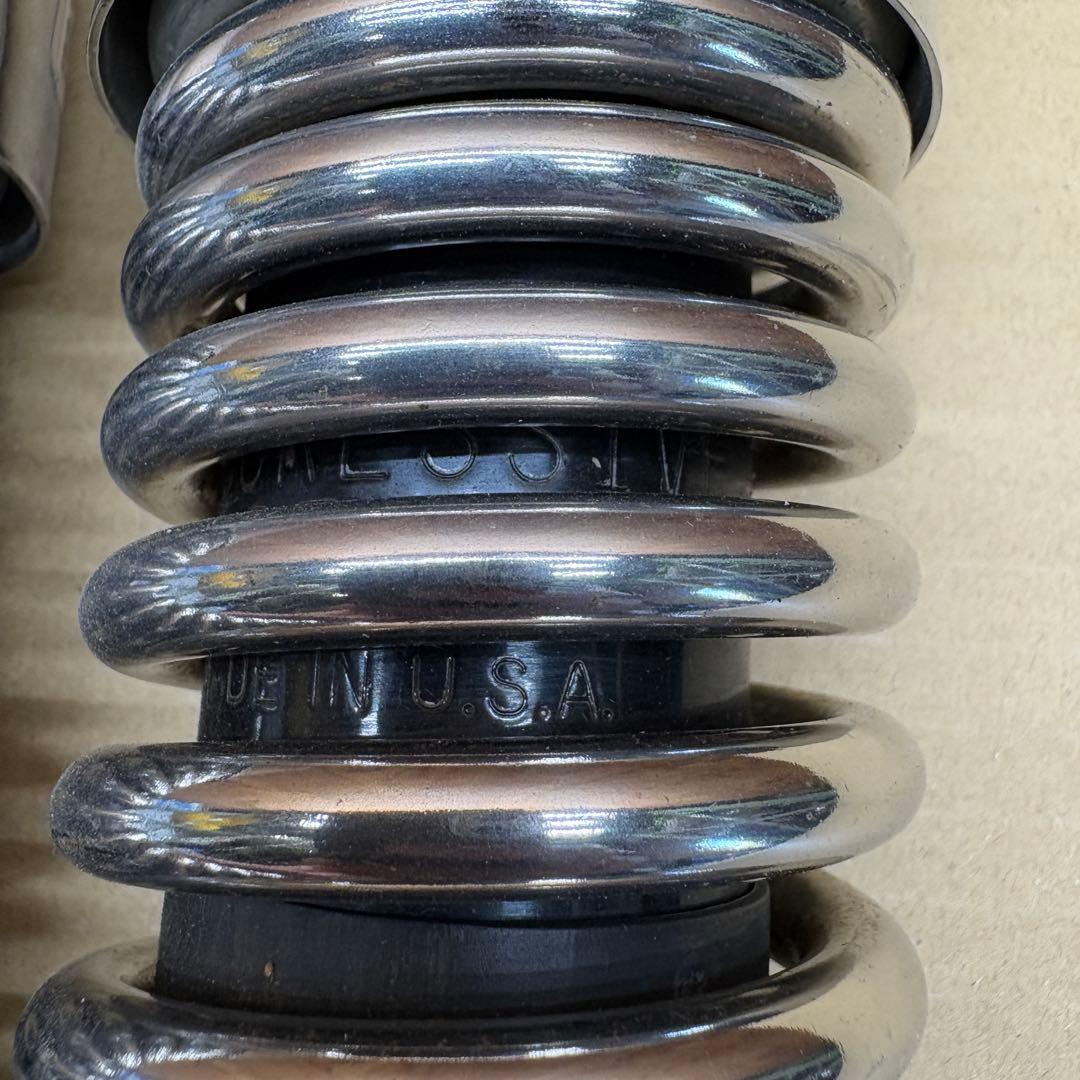 プログレッシブサスペンション リアショック ショベル