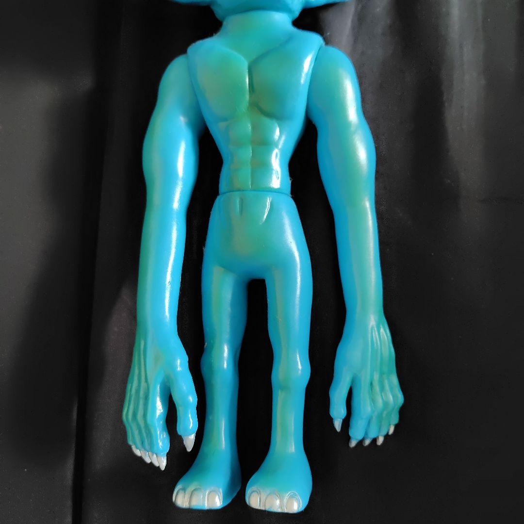 マーミット　宇宙人　青い怪獣フィギュア １９９７