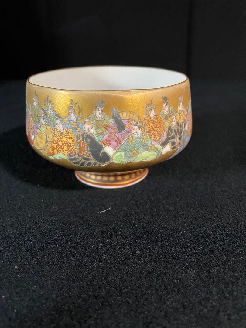 ①九谷焼コーヒーカップ　明治時代輸出品　手書き三十六歌仙　細密画　金彩　金蘭手