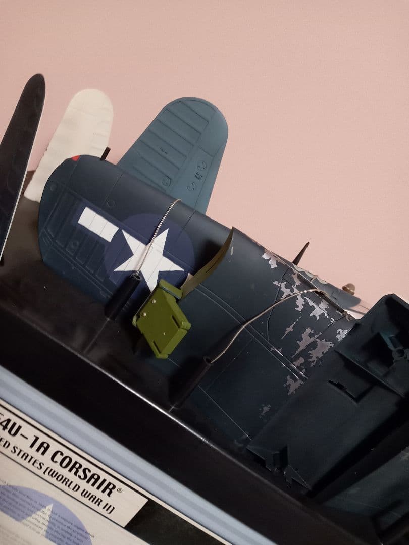 希少価値♡21stセンチュリートイズ 1/18 F4U-1A コルセア