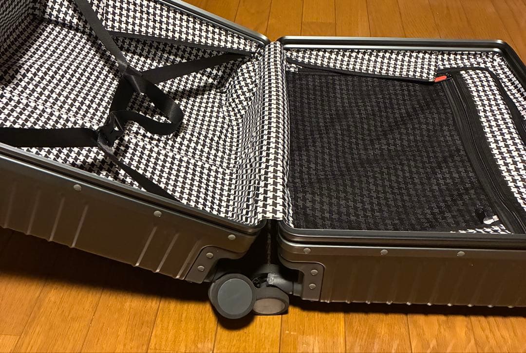 イノベーター スーツケース innovator inv1611 42L