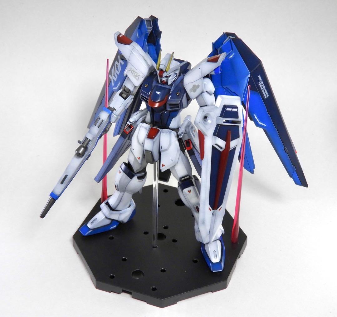 HGCE フリーダムガンダム 全塗装 / ガンプラ 完成品