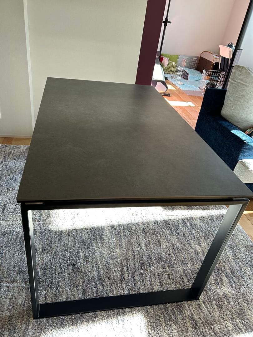 ニトリ　セラミック天板ダイニングテーブル ダークグレー