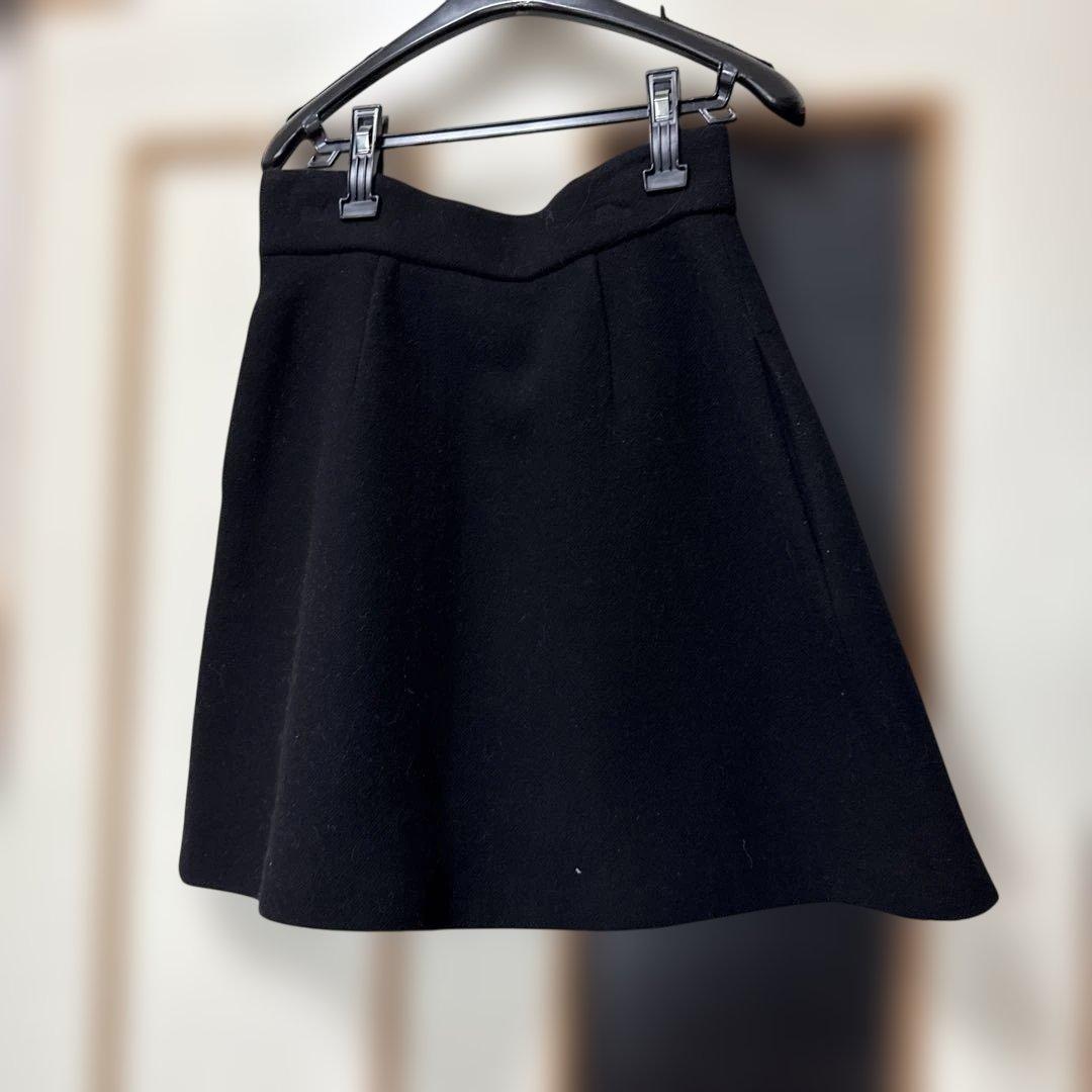 miu miu 黒 フレアスカート 40