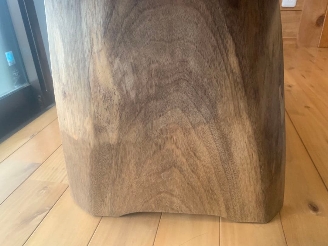 勿体ないワイルドな❣️①楠サイドテーブル、ベンチ＊補強貫#SDGs