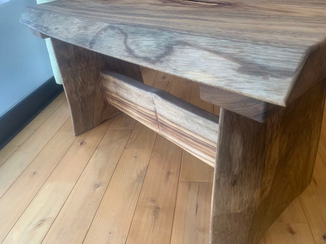 勿体ないワイルドな❣️①楠サイドテーブル、ベンチ＊補強貫#SDGs