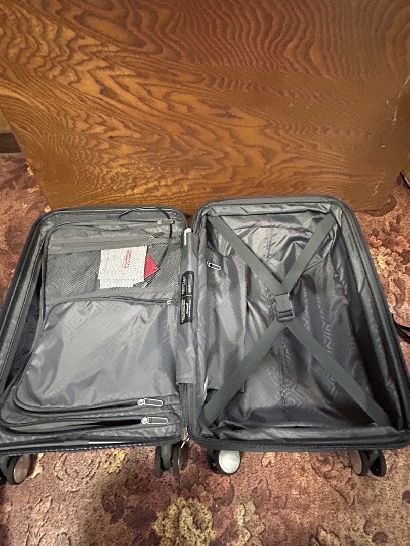 AMERICAN TOURISTER SAM262 sサイズ 機内可グレー