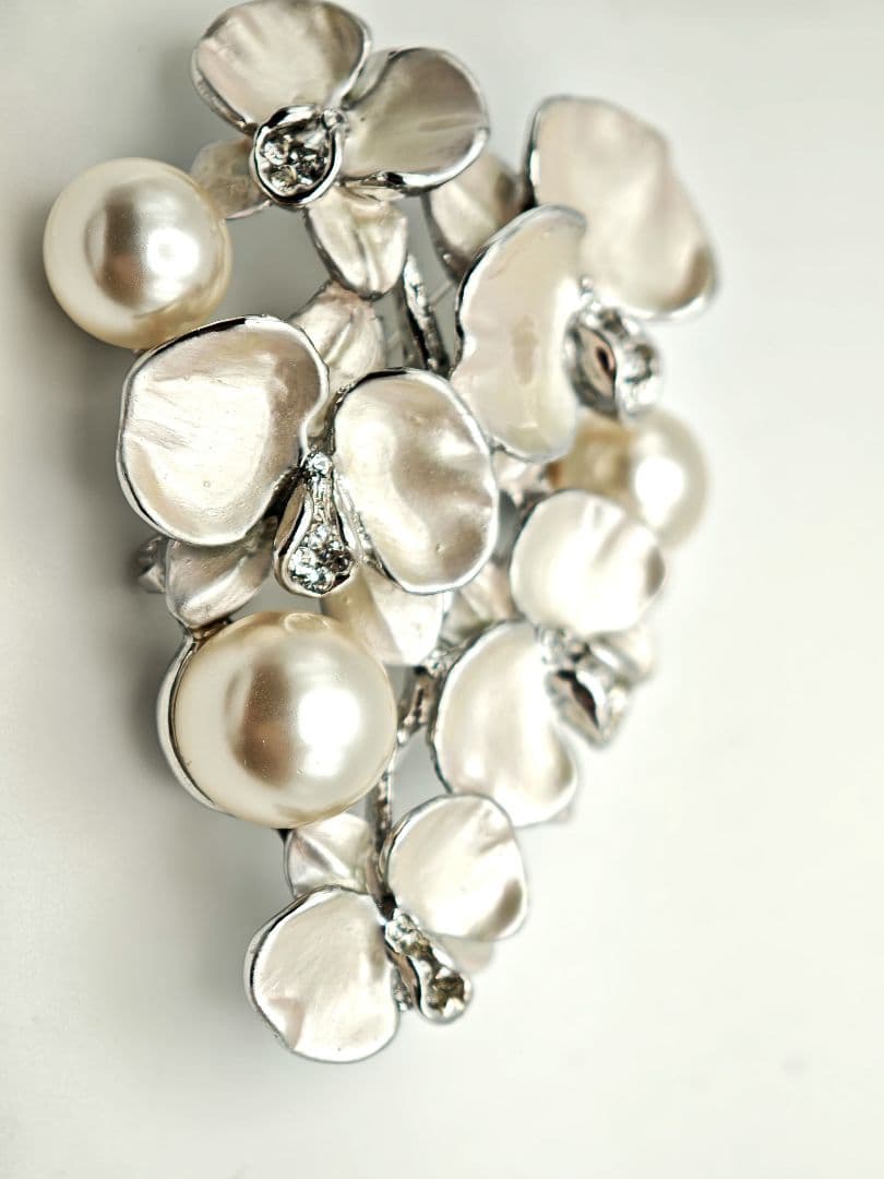 VENDOME BOUTIQUE 上品 フラワー パール ブローチ