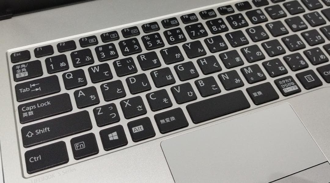 13.3FHD 富士通 I5 S935/K I5 メモリ10GB SSD カメラ