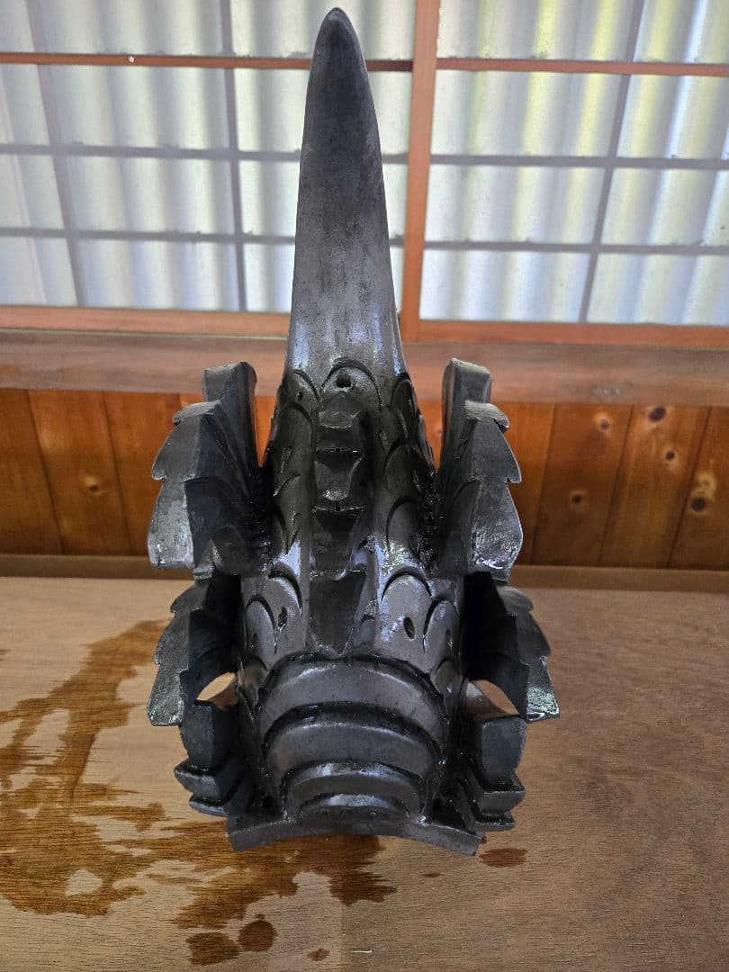 伝統的な魚頭彫刻