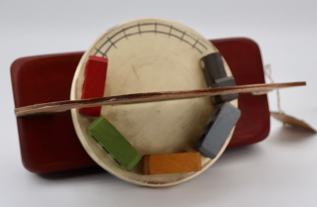 アメリカン・フォークアート 木製オルゴール アメリカ民謡「線路は続くよ」