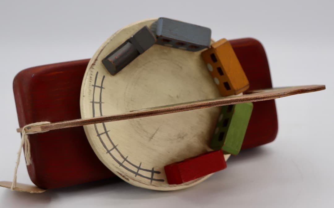 アメリカン・フォークアート 木製オルゴール アメリカ民謡「線路は続くよ」