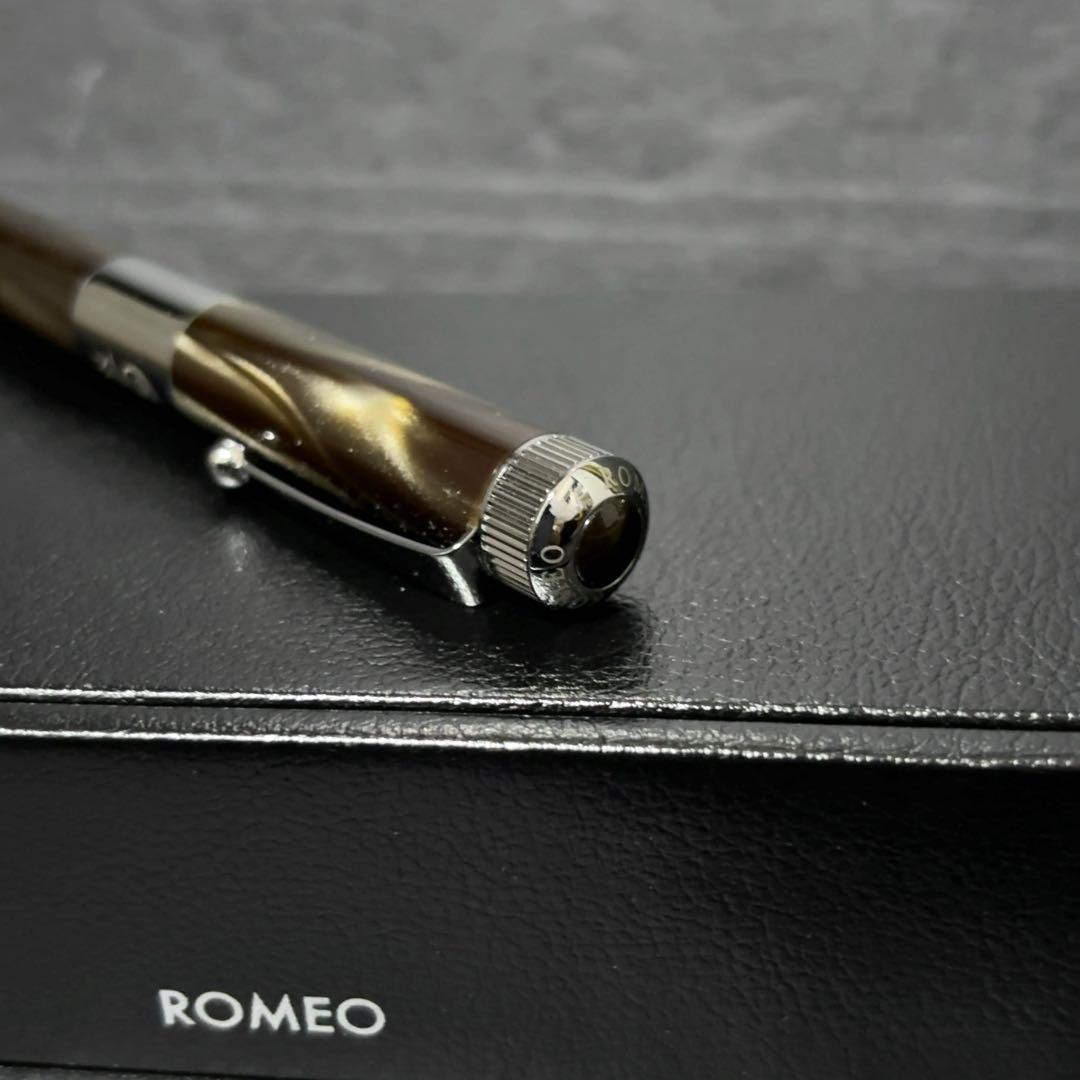 新品未使用 ROMEO No.3 五大陸 別注 太軸ボールペン グレーブラウン