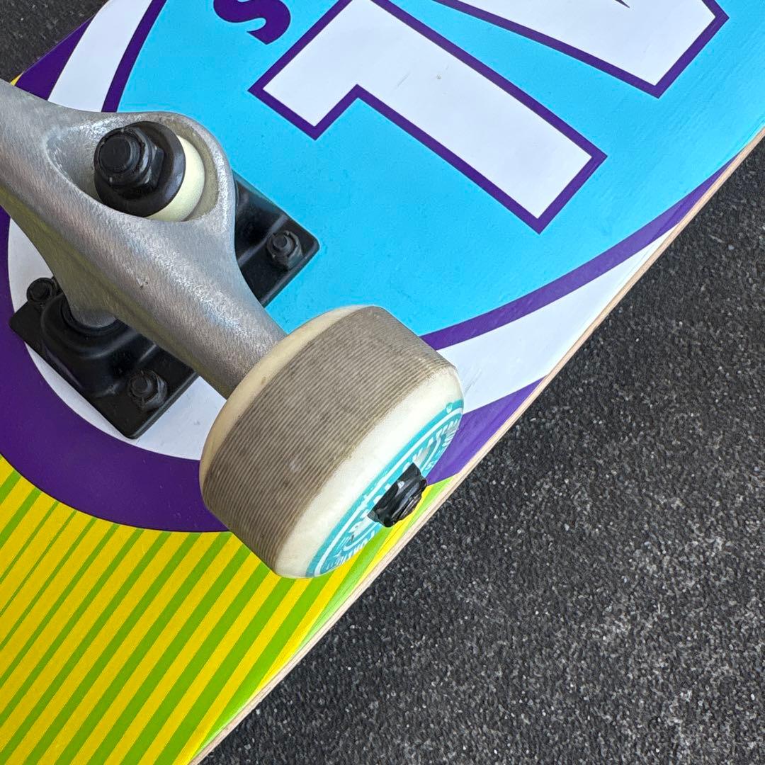 美品。REAL スケートボード コンプリートセット 7.75inch