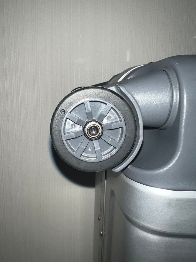 バッグ ZERO HALLIBURTON Geo Aluminum 3.0 83L