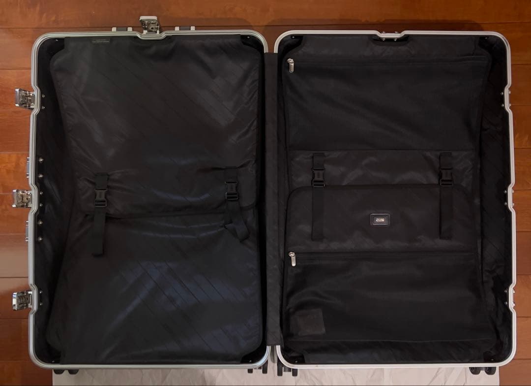 バッグ ZERO HALLIBURTON Geo Aluminum 3.0 83L