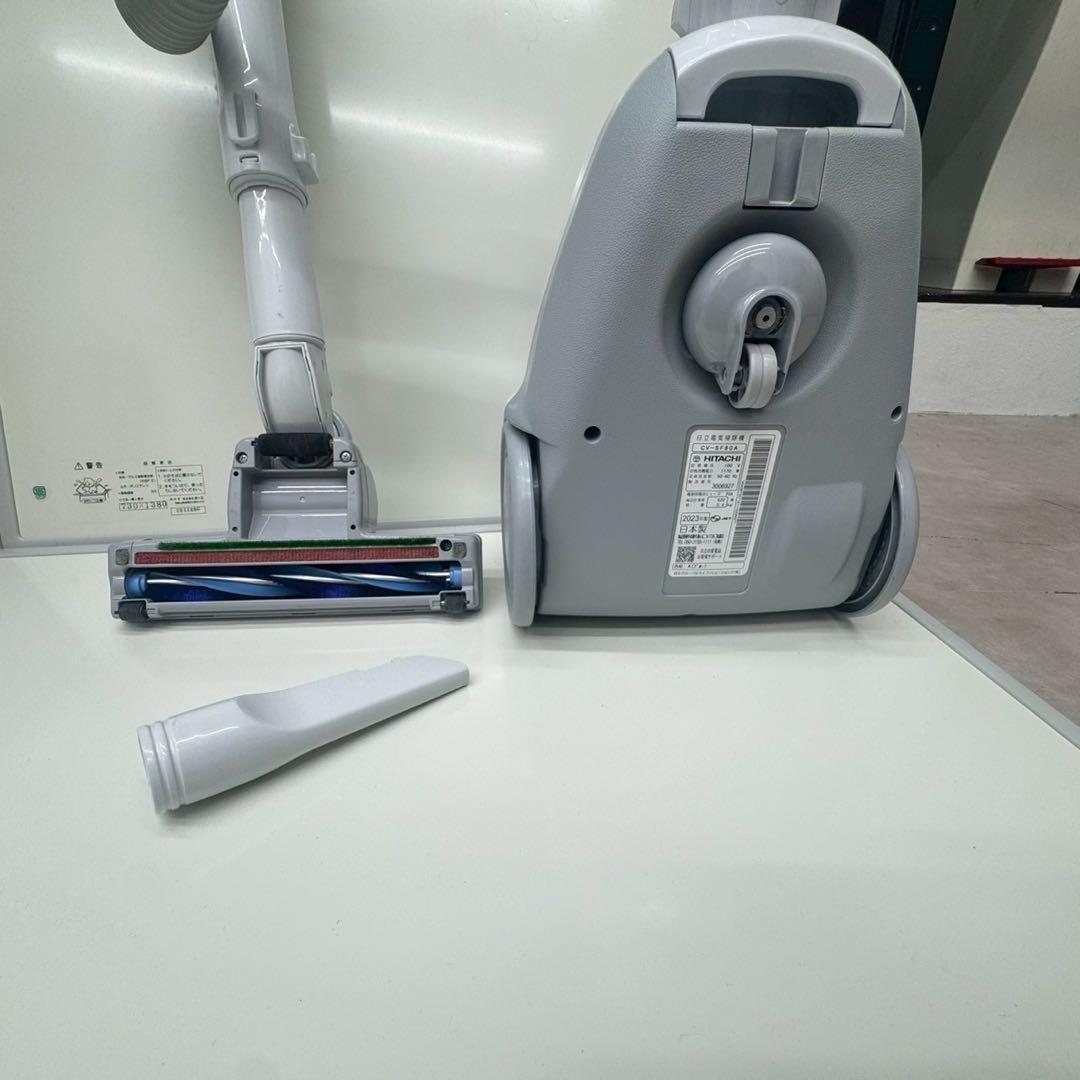 日立 紙パック式掃除機 CV-SF80A 2023年製 美品 kk01